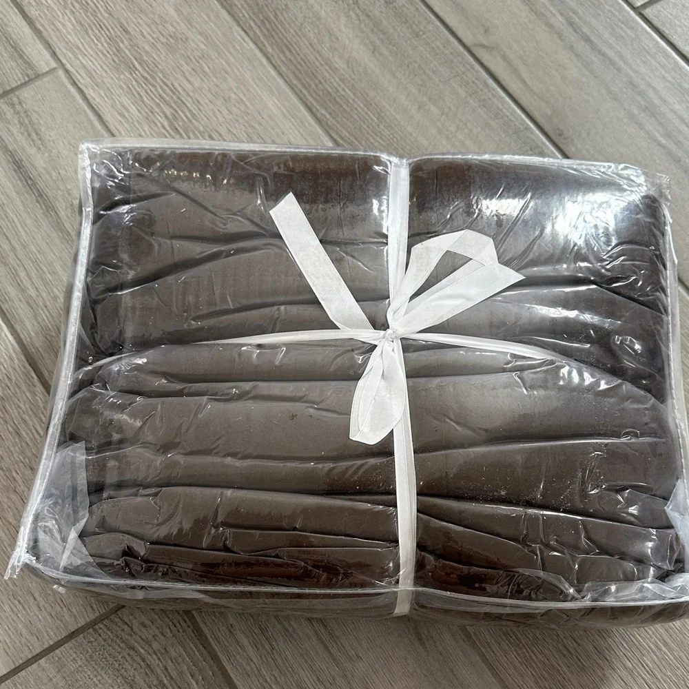 All Season Solid Reversible Down Alternative Comforter - Full